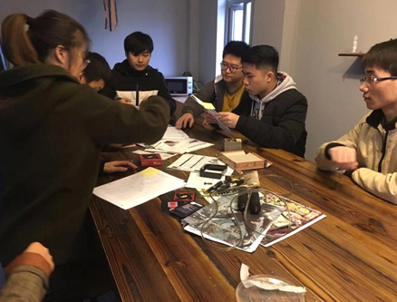 武汉火星时代校区学员入职武汉荆楚点石数码设计有限公司