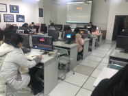 為提升高校學子的專業技術水平，成都火星時代校區老師支援阿壩師範進行宣講
