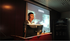 是什麼讓他堅持在看似光鮮實則枯燥娛樂產業裏，用熱愛成就一切