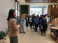 南京火星時代就業一條龍：企業拜訪+麵試同步進行