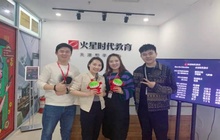 合作十年後，雙方會達成什麼默契？