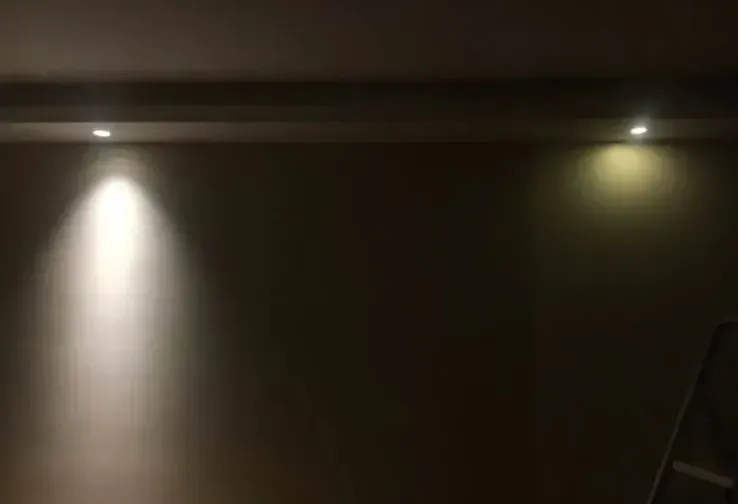 燈具位置