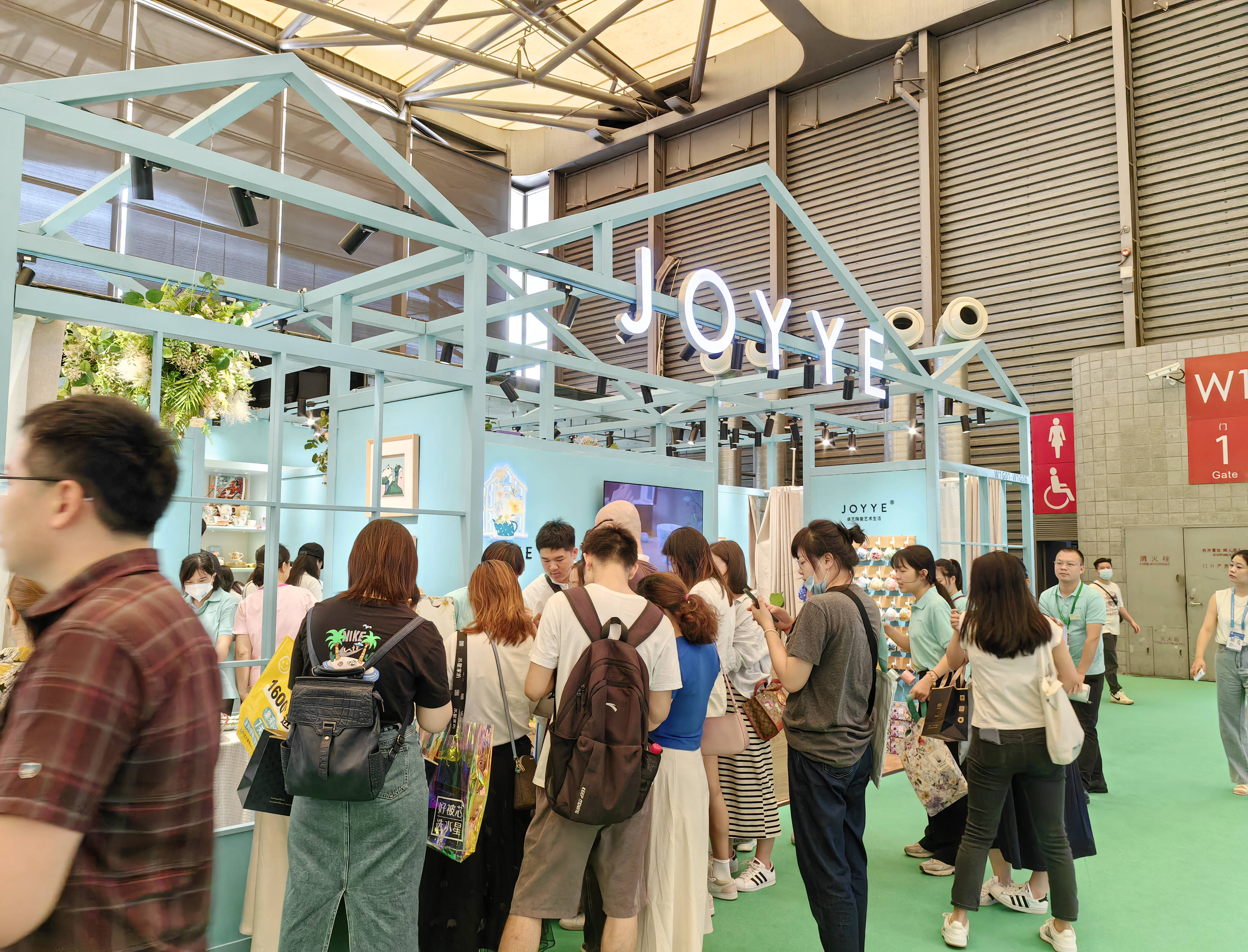 第12届上海国际尚品家居展，JOYYE卓艺陶瓷艺术生活品牌携重磅新品惊艳亮相 